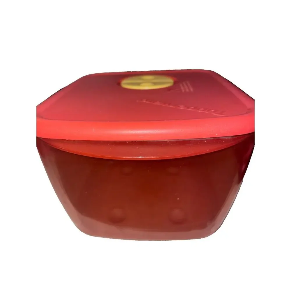 TUPPERWARE VINTAGE *ROCK n SERVE* Microwave Cookware 6 1/4 Cup Red Translucent